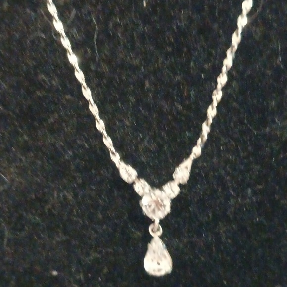 Avon Jewelry - Avon rhinestone necklace very dainty that is 16 inches long
